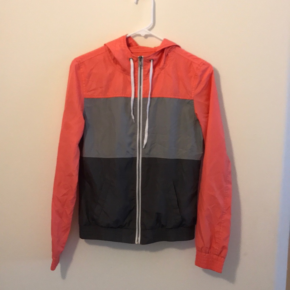 ZINE wind-breaker